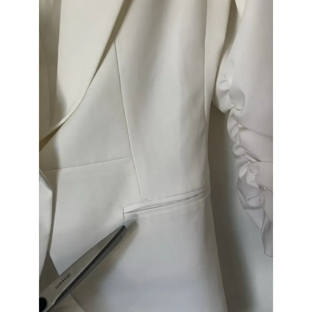 Elizabeth and James Blazer Jacket 6 White Fitted Womens 3/4 Ruched Sleeve Lined